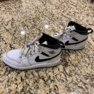 Nike Air Jordan kids size 1Y